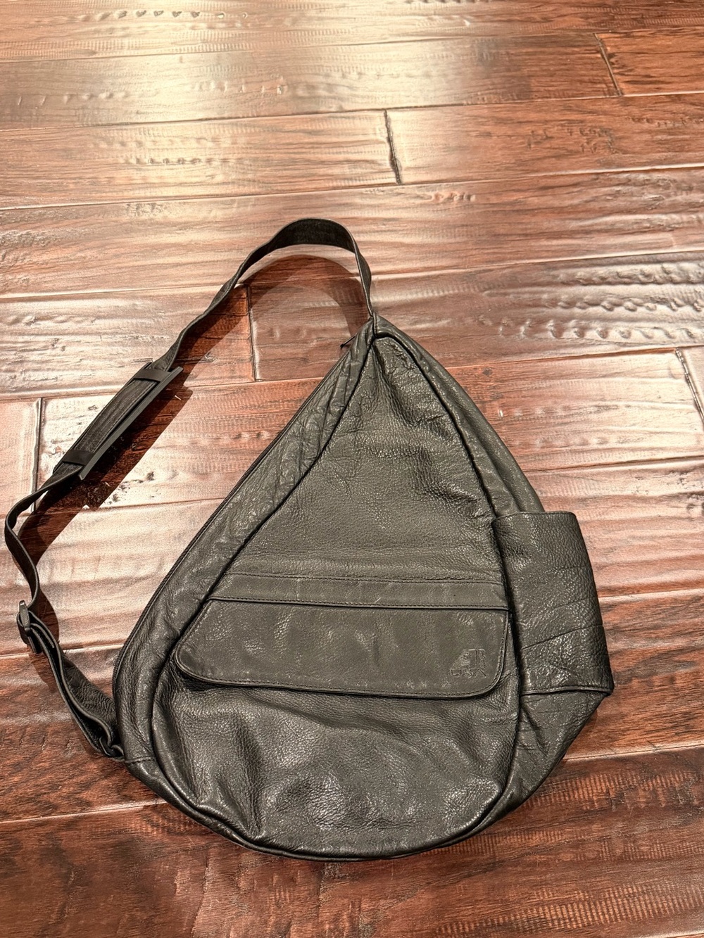 Classic Black Leather Sling Bag - Ameri bag